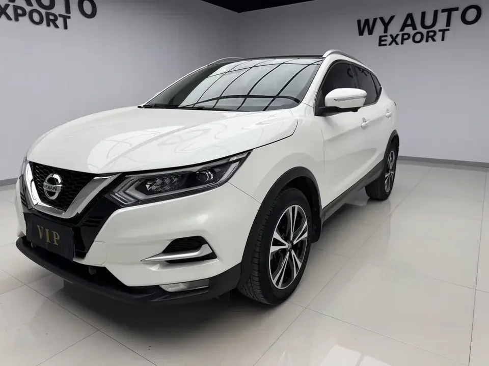 Nissan Qashqai Qashqai 2022 2.0L XV Prem. Deluxe Edition 2022 — photo 1, buy with delivery to Moscow