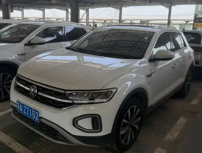 Volkswagen T-Roc TANG 2024 280TSI DSG Time Edition 2024 — photo 1, buy with delivery to Moscow