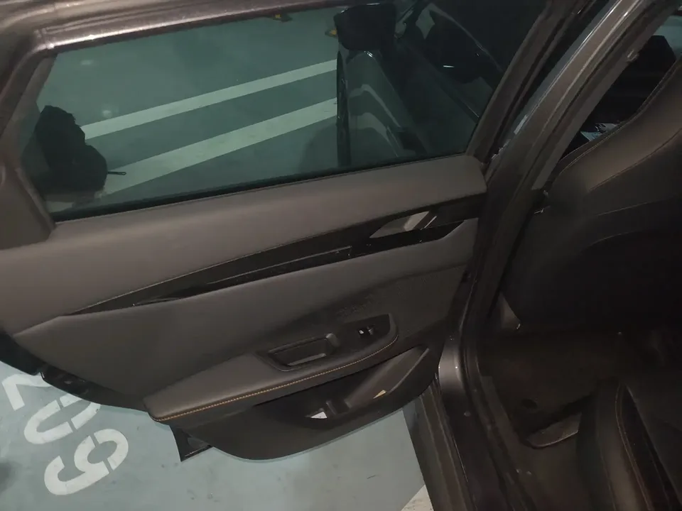 Changan UNI-V Changan UNI-V 2024 1.5T Premium 2024 — thumbnail 5