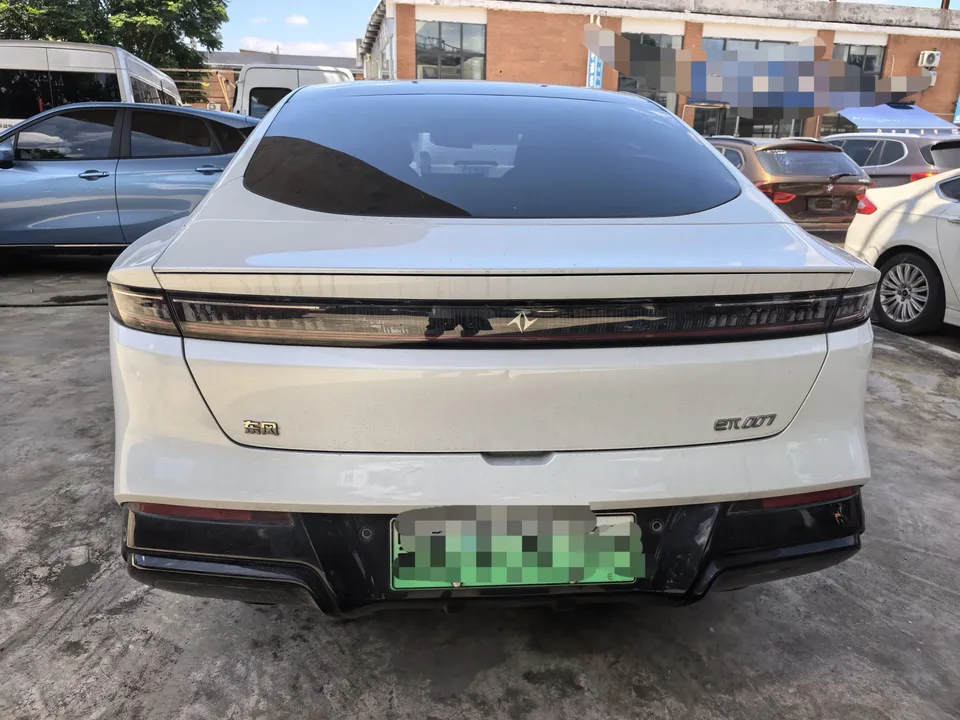Dongfeng YiPai 007 Yipai 007 2024 Extended Range 200 Pro 2024 — thumbnail 2