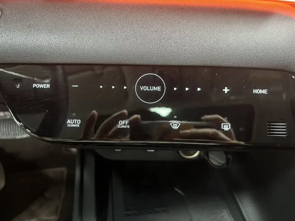 Hyundai Elantra Elantra 2022 1.5L CVT LUX Premium Edition 2023 — thumbnail 4