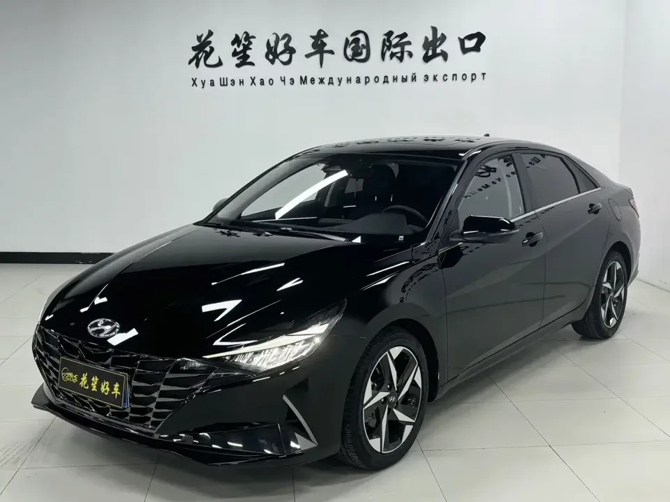 Hyundai Elantra Elantra 2022 1.5L CVT LUX Premium Edition 2023 — photo 1, buy with delivery to Moscow