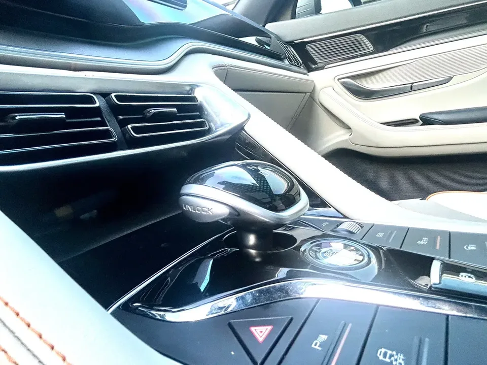 BYD Song PLUS DM Song PLUS DM 2021 DM-i 110KM 2WD Flagship 2022 — thumbnail 3