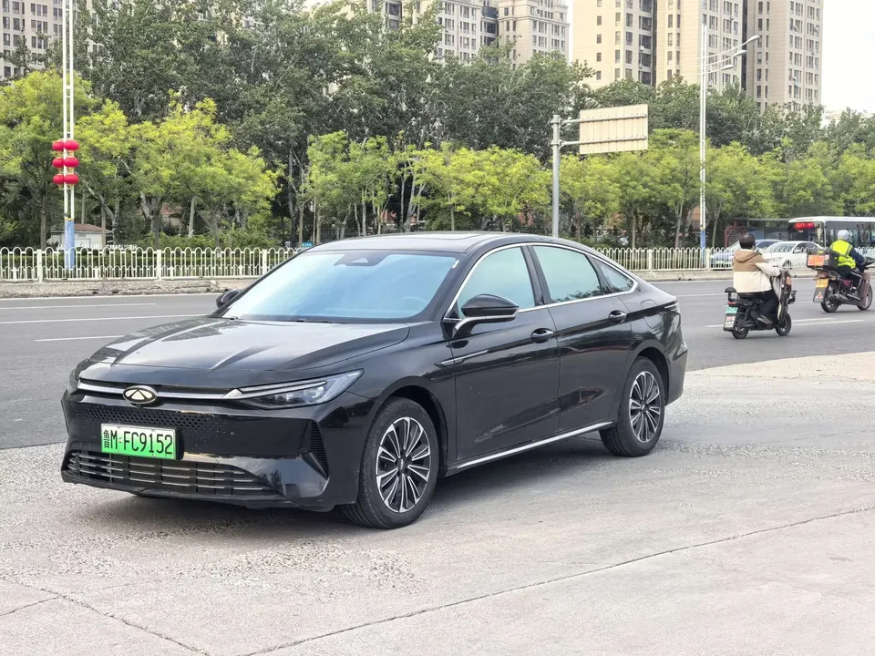 Chery Fengyun A8 Fengyun A8 2024 Yuanhang Edition 127 Deluxe 2024 — photo 1, buy with delivery to Moscow