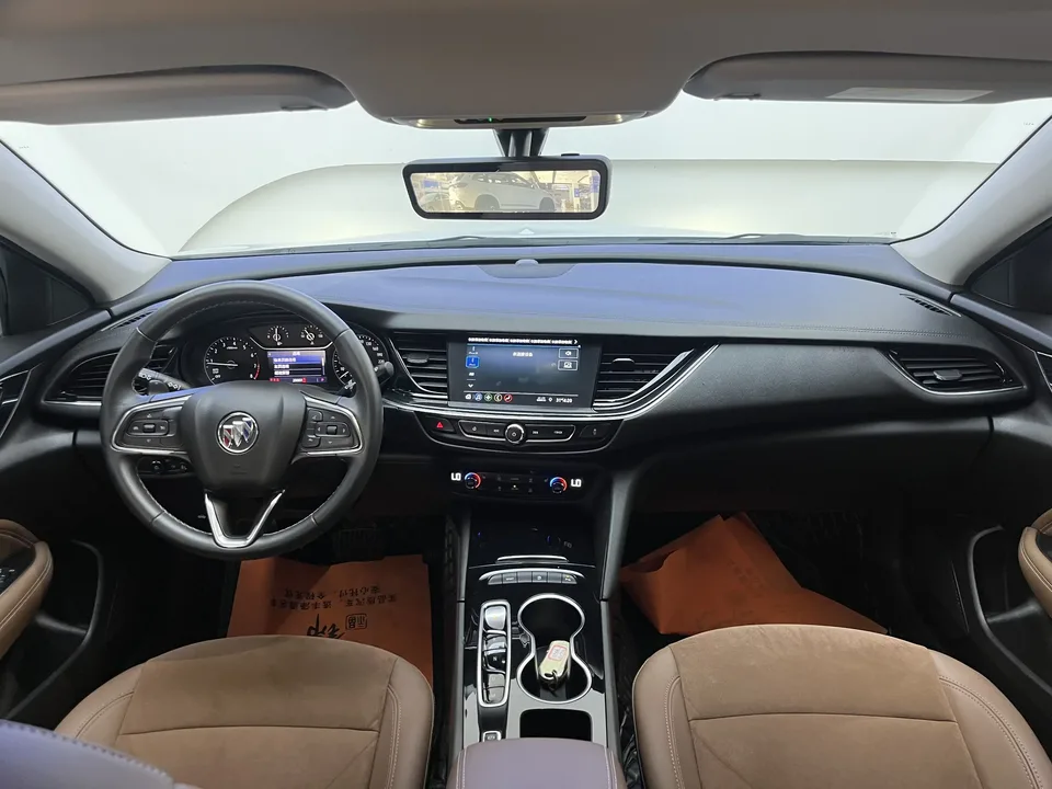 Buick Majesty Majesty 2022 552T Smart 2023 — thumbnail 2