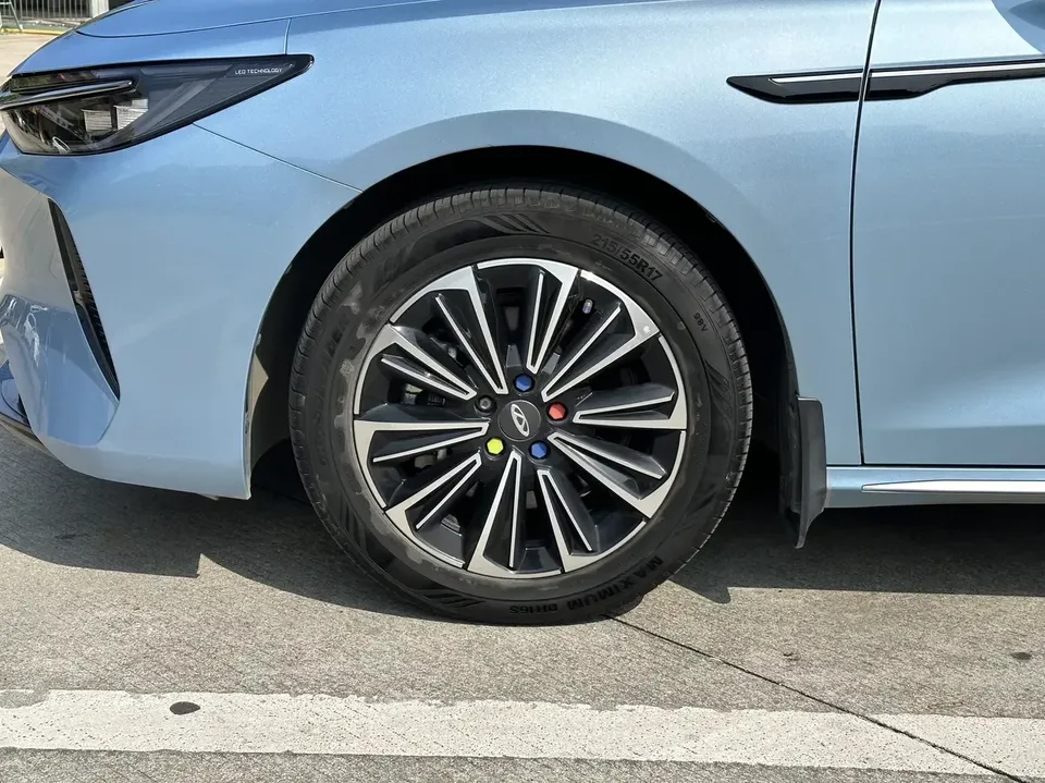 Chery Fengyun A8 Fengyun A8 2024 Yuanhang Edition 127 Deluxe 2024 — thumbnail 4