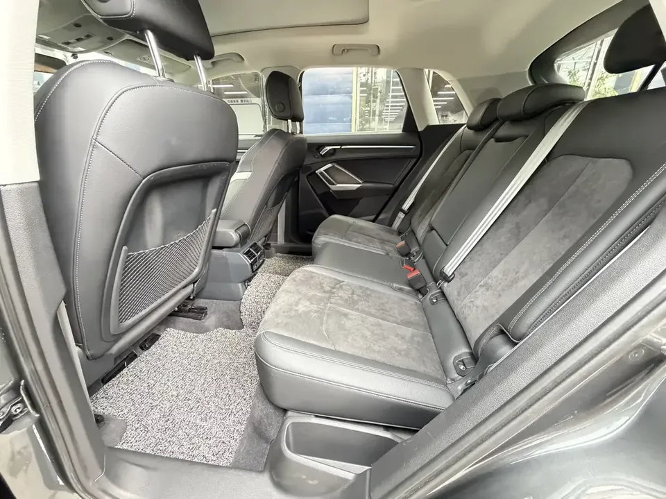 Audi Q3 Audi Q3 2022 35 TFSI Stylish Dynamic 2022 — thumbnail 3