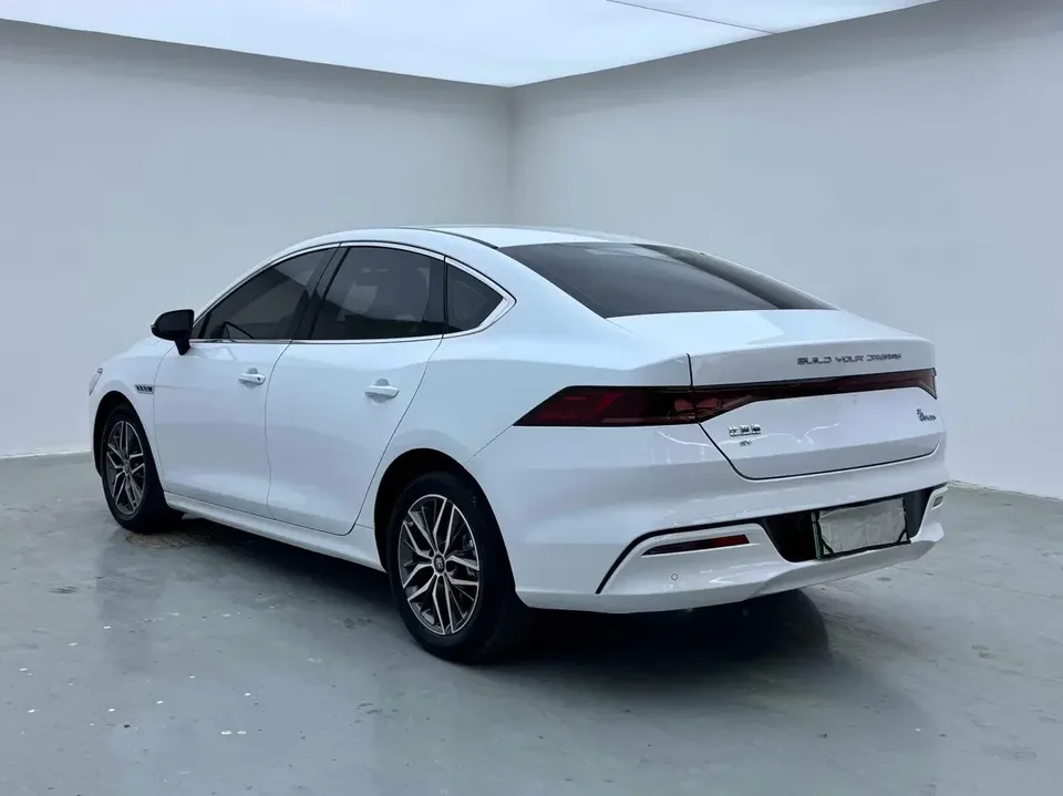 BYD Qin PLUS EV Qin PLUS EV 2021 500KM Premium 2022 — thumbnail 4