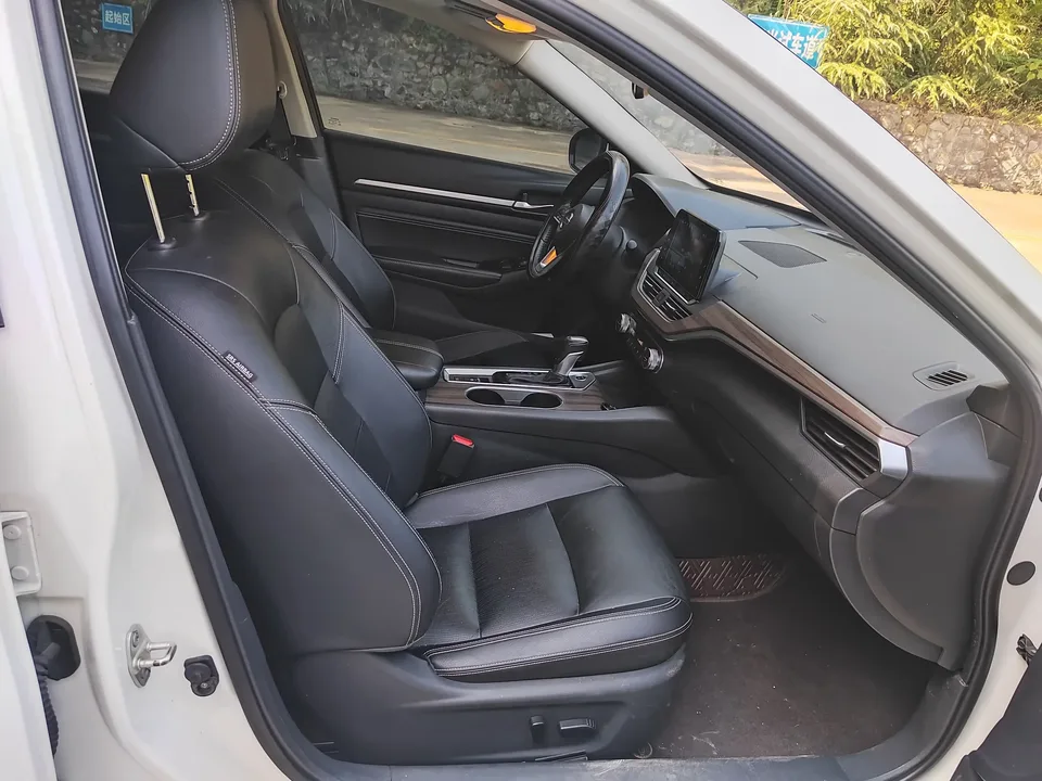 Nissan Altima Sound of nature 2022 2.0L XE Pure Edition 2023 — thumbnail 3