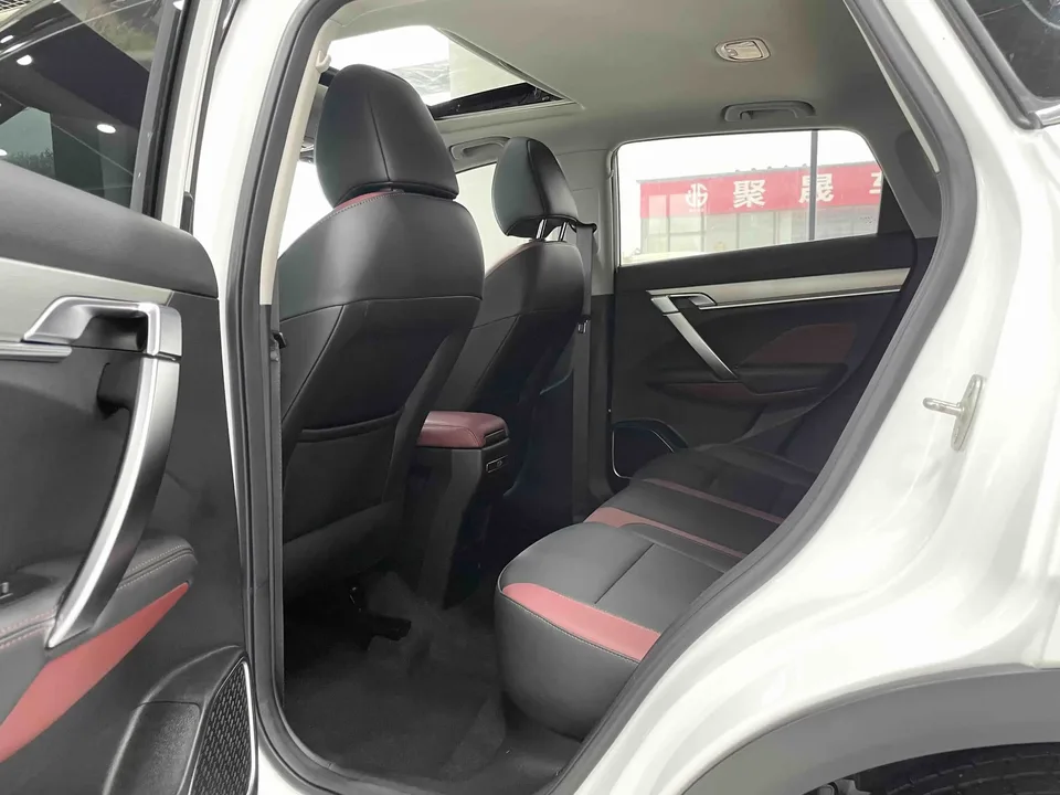 Geely Coolray SX11 Binyue 2021 240T DCT Diamond Edition 2022 — миниатюра 5
