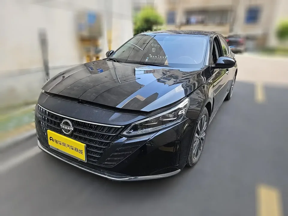 Nissan Altima Sound of nature 2022 2.0L XL-TLS Enjoy Edition 2023 — photo 1, buy with delivery to Moscow