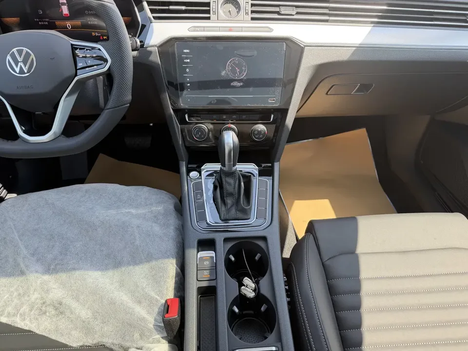 Volkswagen Magotan Magotan 2025 280TSI DSG Comfort Edition 2025 — thumbnail 3