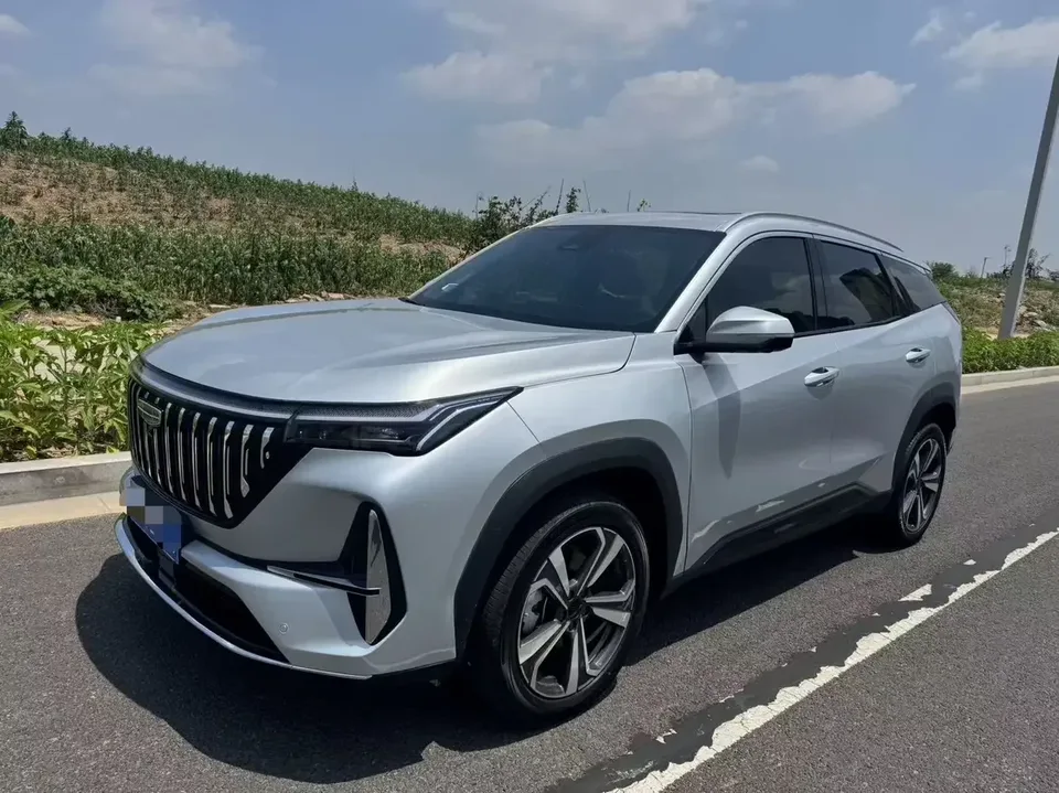 Geely Atlas L Boyue L 2025 Fourth generation 1.5TD DCT Sanhe 2025 — photo 1, buy with delivery to Moscow