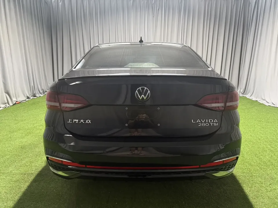 Volkswagen Lavida Lavida 2023 280TSI DSG Starry Sky Edition 2022 — thumbnail 2