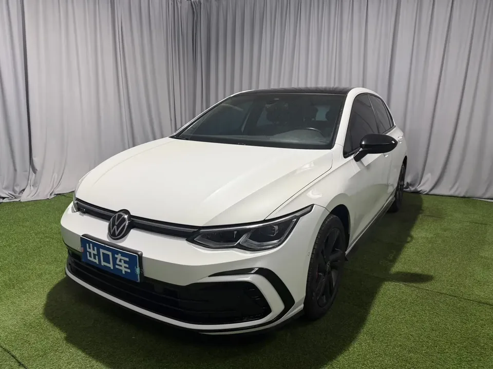 Volkswagen Golf golf 2021 280TSI DSG R-Line 2022 — photo 1, buy with delivery to Moscow