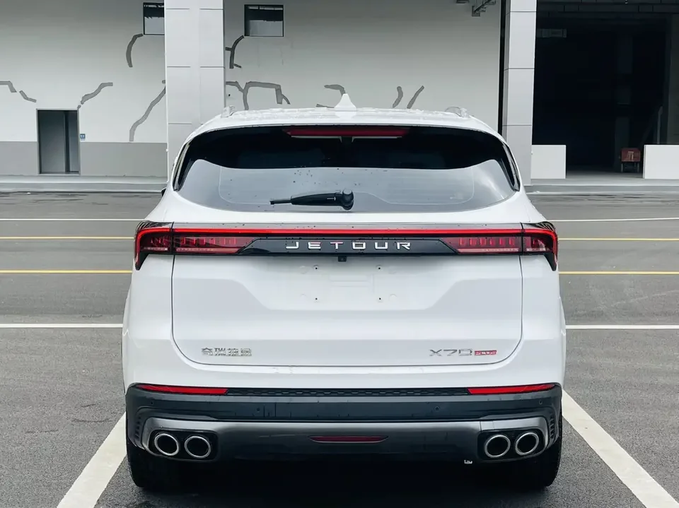 Jetour Jietu X70 PLUS Jietu X70 PLUS 2023 Ziqiang version 1.5T DCT Ziqiang PRO+ 5 seats 2023 — thumbnail 2