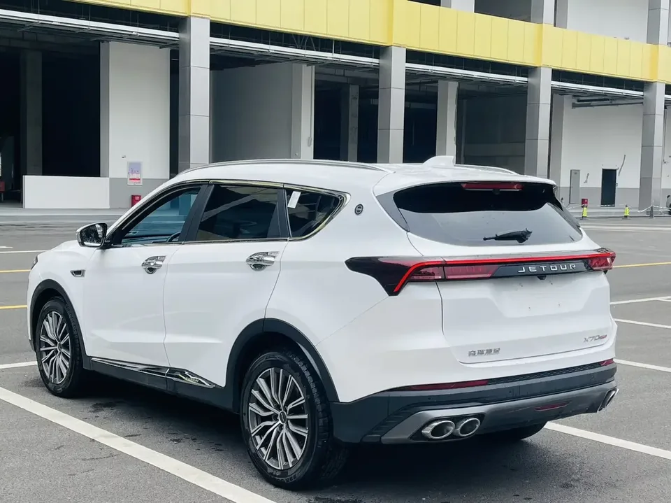 Jetour Jietu X70 PLUS Jietu X70 PLUS 2023 Ziqiang version 1.5T DCT Ziqiang PRO+ 5 seats 2023 — thumbnail 4
