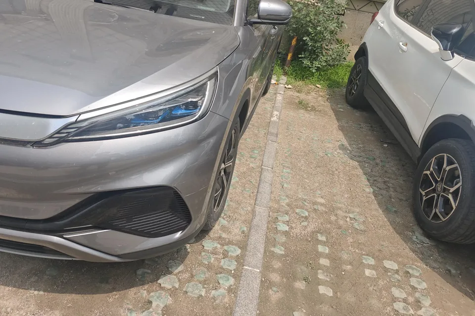 BYD Yuan Plus Yuan PLUS 2022 430KM Luxury 2022 — thumbnail 3