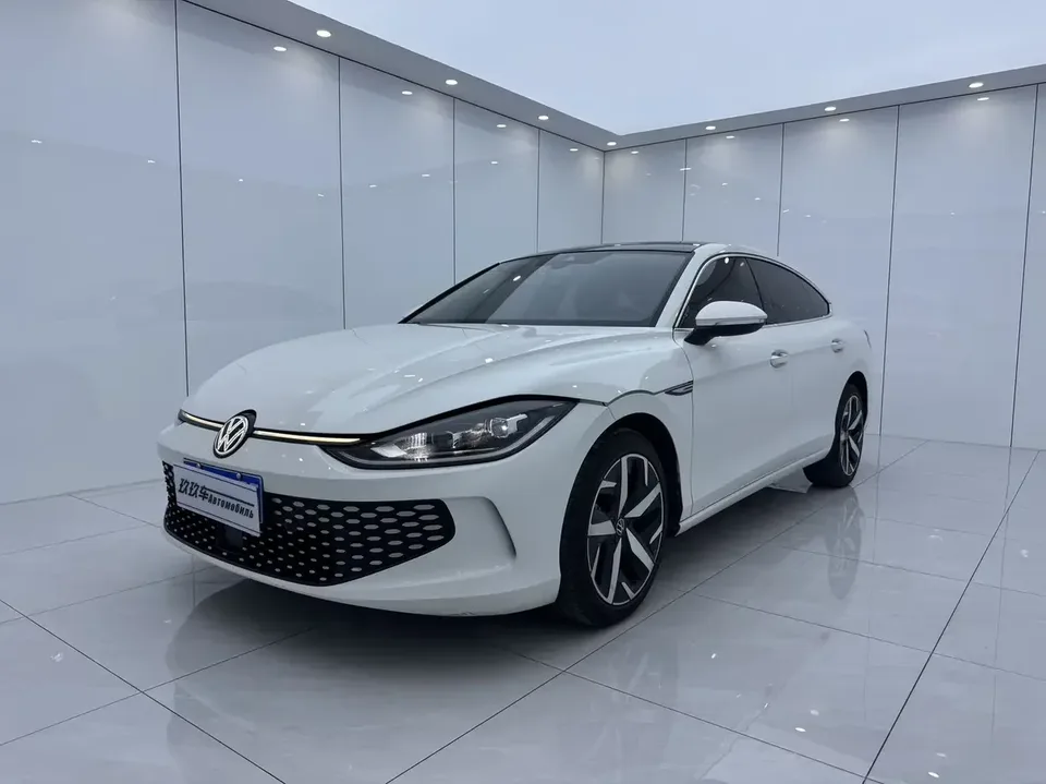Volkswagen Lamando Lingdu 2023 Lingdu L 280TSI DSG Cool Edition 2023 — photo 1, buy with delivery to Moscow
