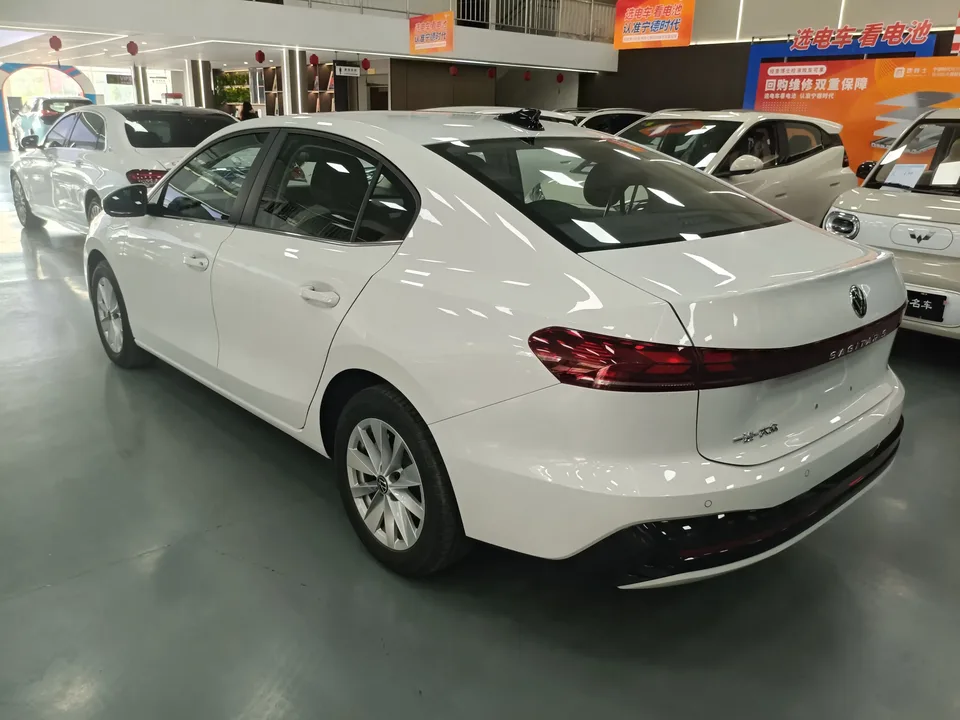 Volkswagen Sagitar Sagitar 2026 S 1.5L Automatic Elite Edition 2026 — thumbnail 4