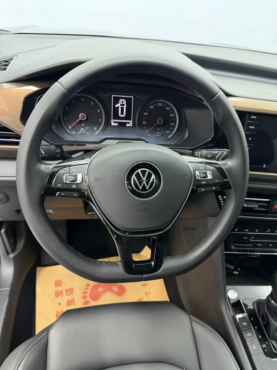 Volkswagen Tharu tuyue 2022 280TSI 2WD Deluxe Edition 2022 — thumbnail 3