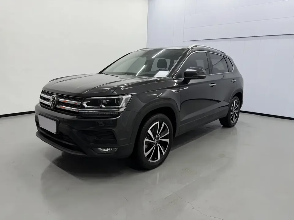 Volkswagen Tharu tuyue 2022 280TSI 2WD Deluxe Edition 2022 — photo 1, buy with delivery to Moscow