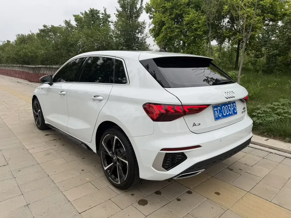 Audi A3 Audi A3 2022 Sportback 35 TFSI Stylish and sporty 2022 — thumbnail 2
