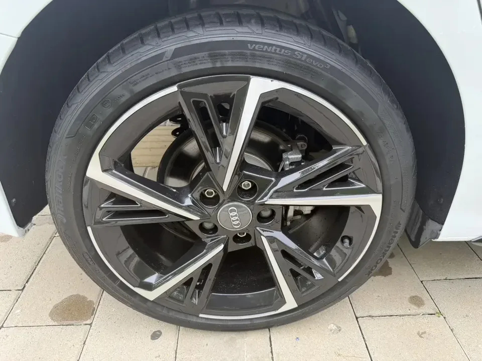 Audi A3 Audi A3 2022 Sportback 35 TFSI Stylish and sporty 2022 — thumbnail 3