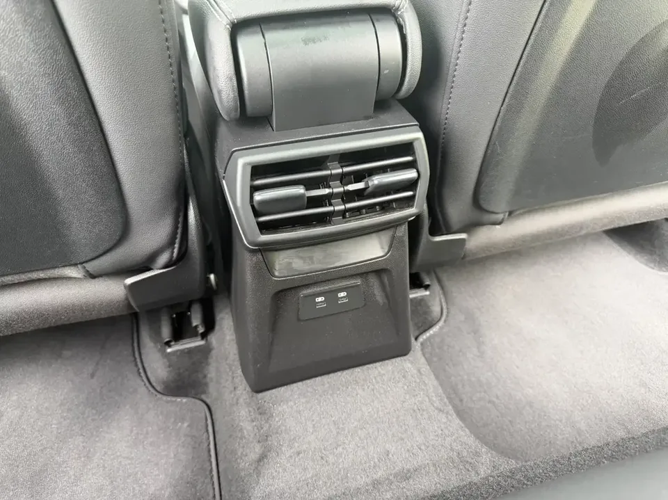 Audi A3 Audi A3 2022 Sportback 35 TFSI Stylish and sporty 2022 — thumbnail 4