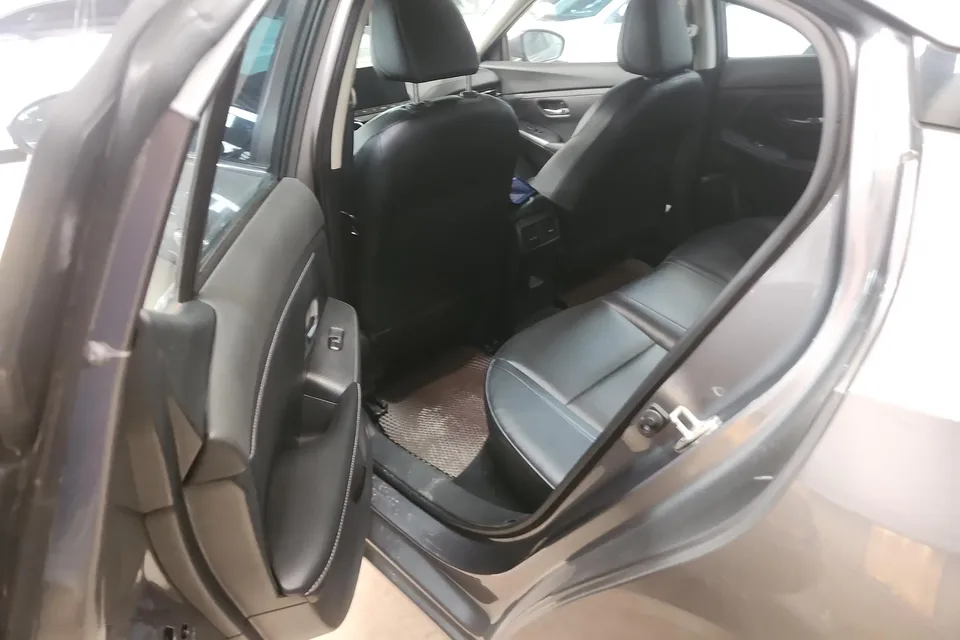 Nissan Sylphy Sylphy 2022 1.6L XL CVT Enjoy Edition 2024 — thumbnail 5