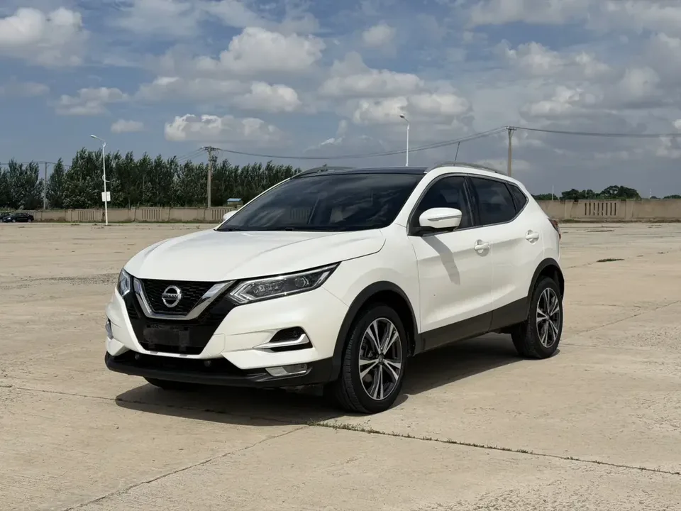 Nissan Qashqai Qashqai 2022 2.0L XV Prem. Deluxe Edition 2022 — photo 1, buy with delivery to Moscow