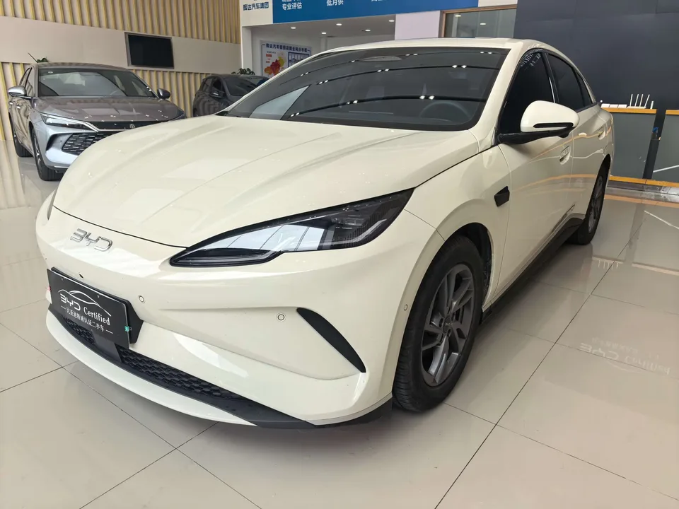 BYD Seal 06EV Seal 06EV 2025 470KM Deluxe 2025 — photo 1, buy with delivery to Moscow