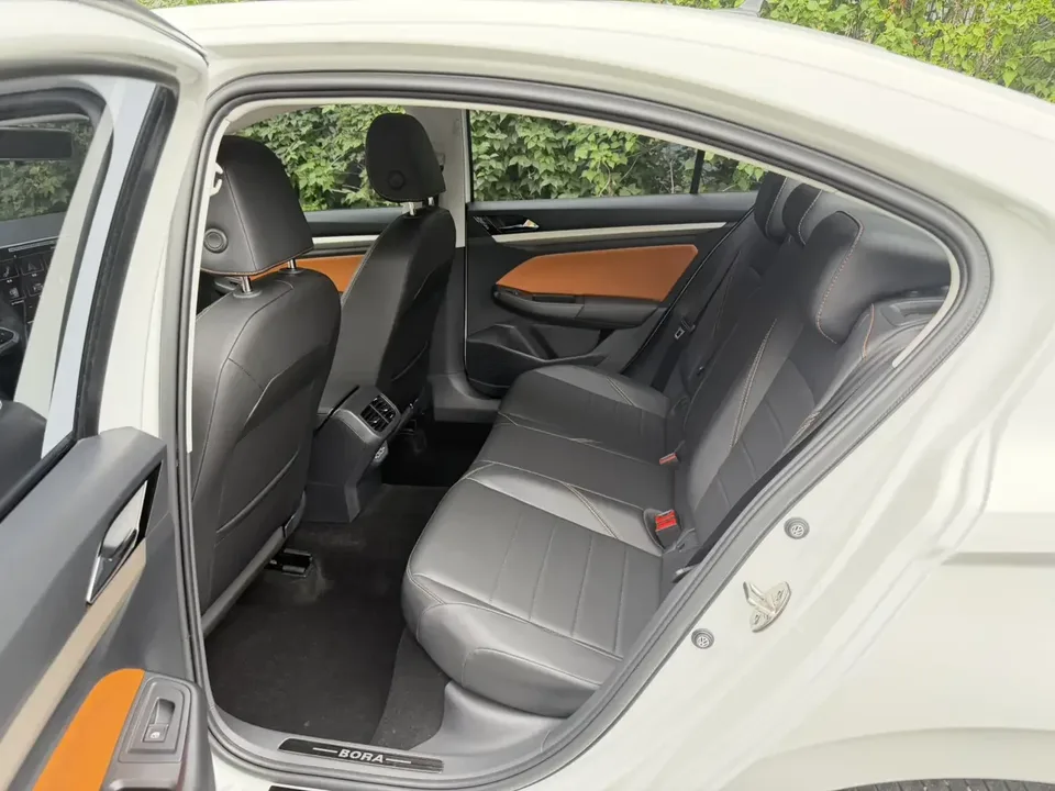 Volkswagen Bora Bora 2023 200TSI DSG Joy Edition 2023 — миниатюра 5