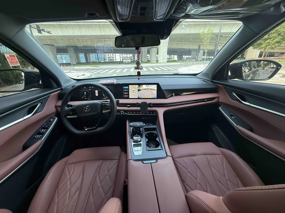 Changan CS75PLUS Changan CS75 PLUS 2024 The third generation champion version 1.5T automatic intelligent driving strong navigation 2024 — миниатюра 5
