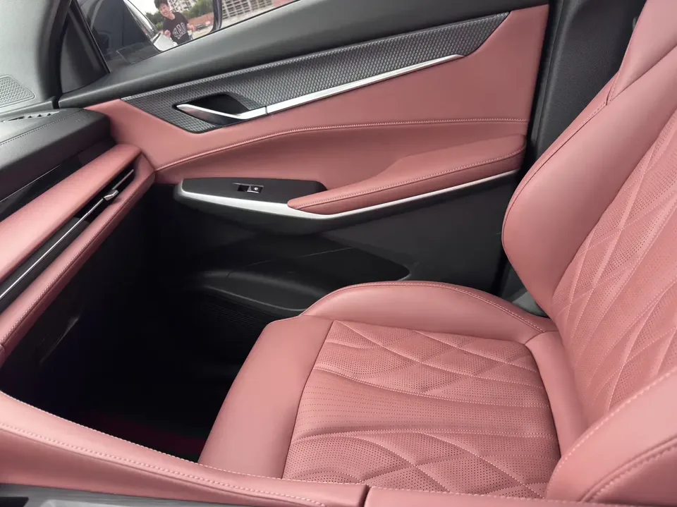 Changan CS75PLUS Changan CS75 PLUS 2024 The third generation champion version 1.5T automatic intelligent driving strong navigation 2024 — thumbnail 3