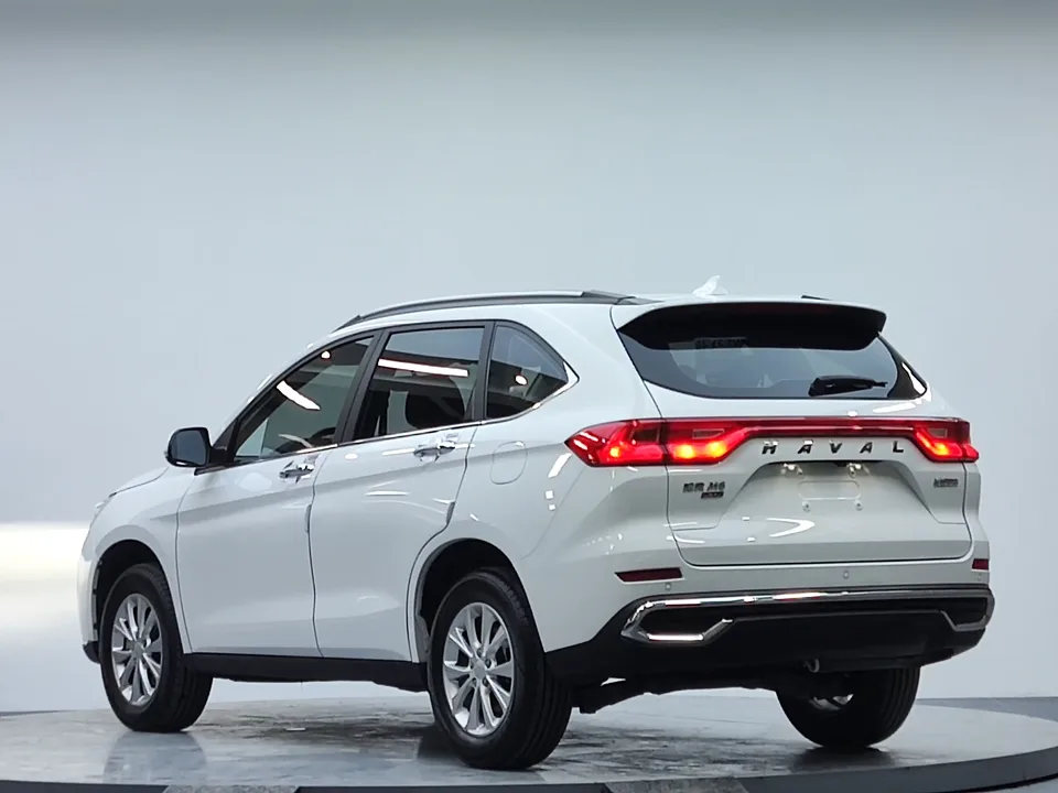 Haval M6 Haval M6 2023 PLUS 1.5T DCT Luxury Intelligent Connection 2023 — миниатюра 2
