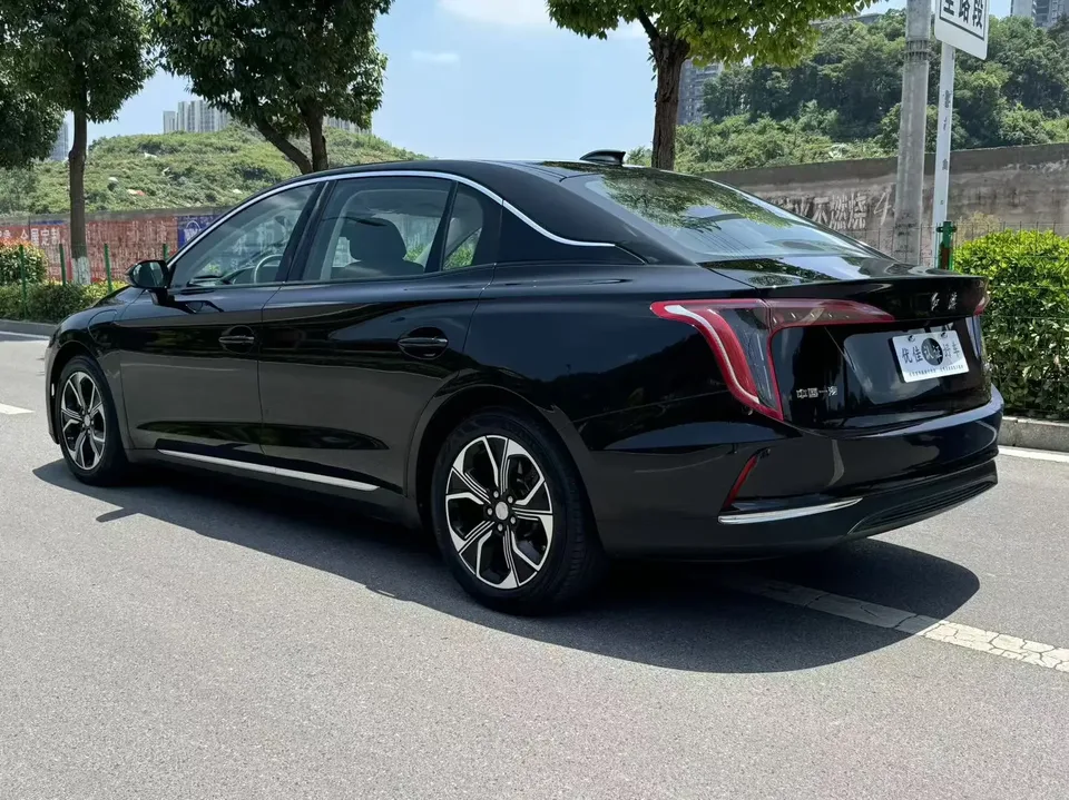Hongqi E-QM5 Hongqi E-QM5 2022 Charging 431km LeXiang Edition 5-seater 2023 — thumbnail 4