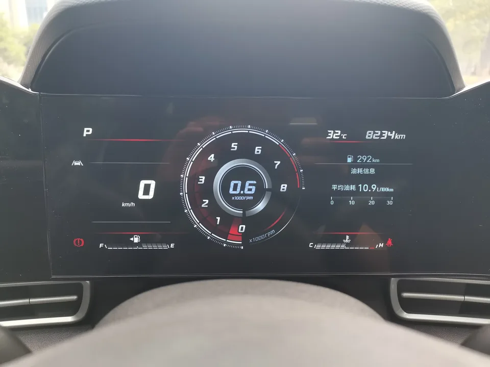 Hyundai Elantra Elantra 2022 1.5L CVT LUX Premium Edition 2023 — thumbnail 4