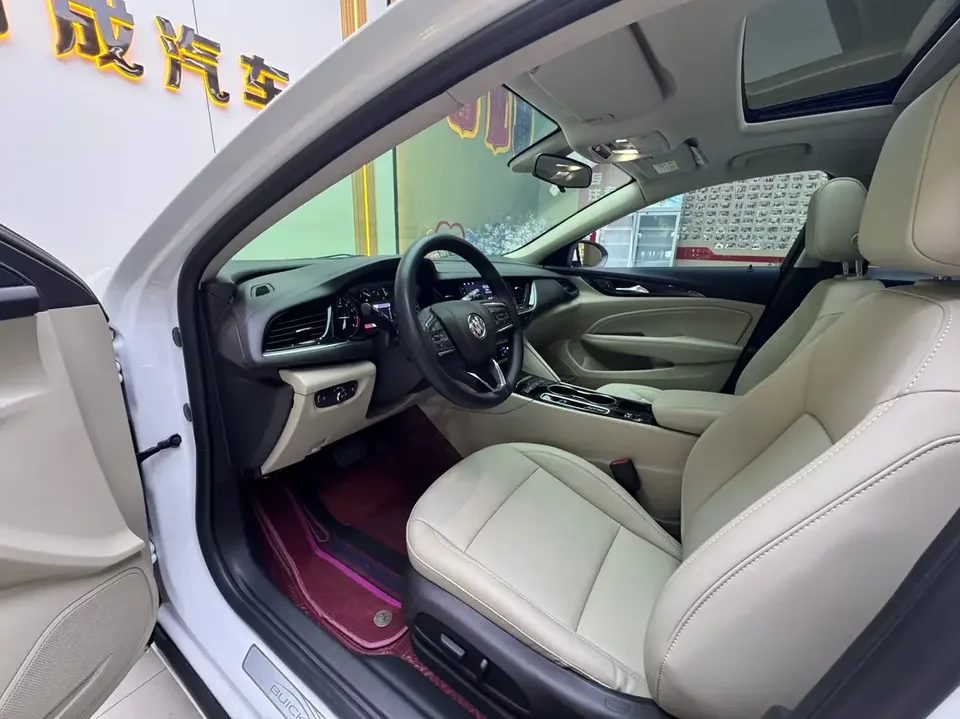 Buick Majesty Majesty 2019 20T Leading National VI 2022 — thumbnail 3