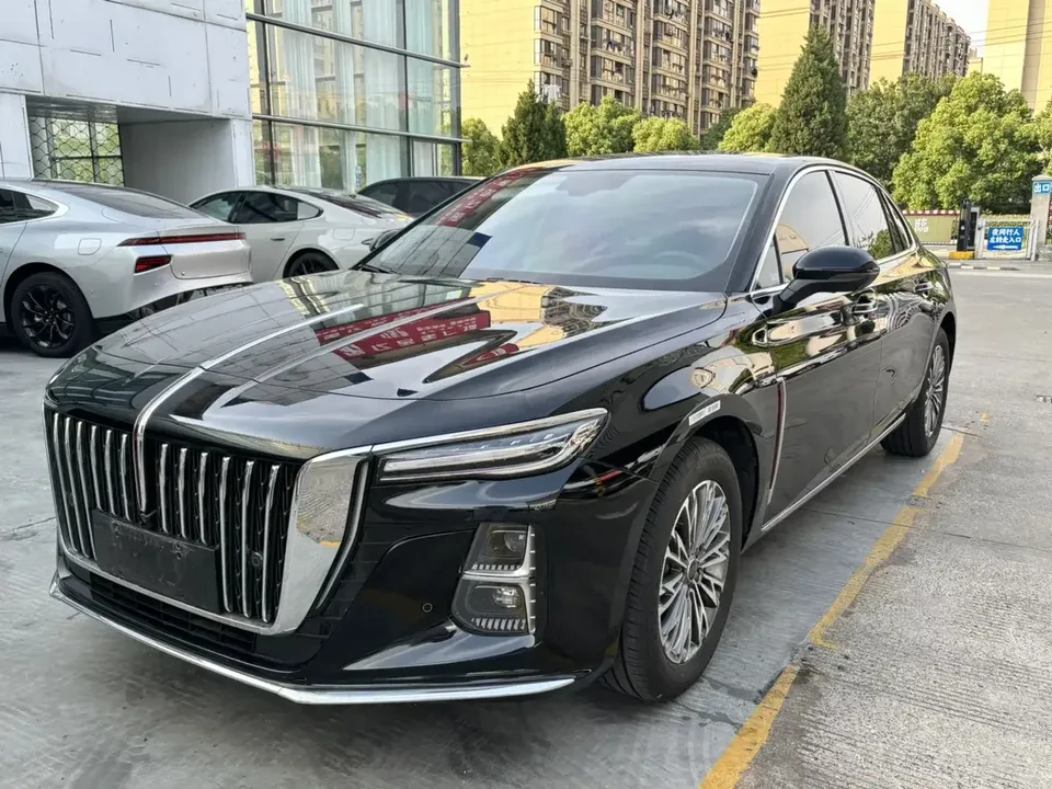 Hongqi H5 Hongqi H5 2025 1.5T DCT Flagship Edition 2025 — photo 1, buy with delivery to Moscow