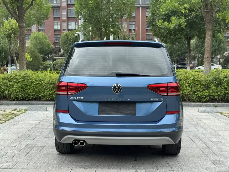 Volkswagen Touran L Touran L 2021 280TSI DSG 7-seater 2022 — thumbnail 2