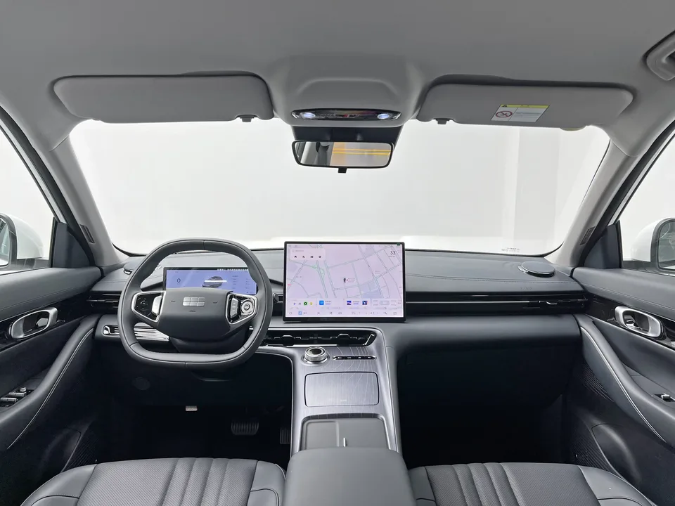 Geely Galaxy E5 Galaxy E5 2024 440km Departure Edition 2026 — thumbnail 4
