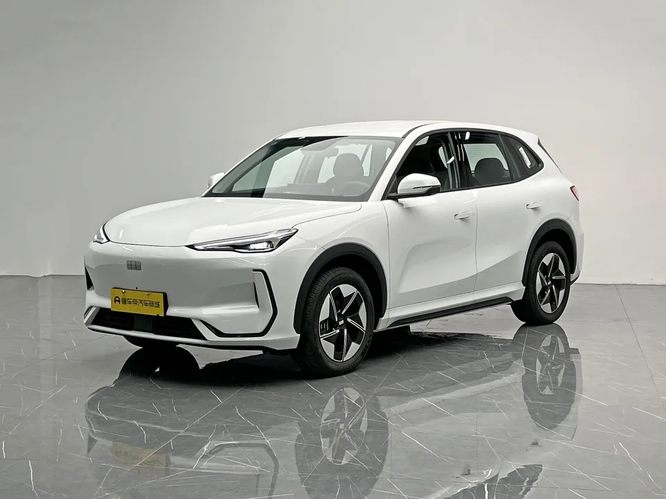 Geely Galaxy E5 Galaxy E5 2024 440km Departure Edition 2026 — photo 1, buy with delivery to Moscow