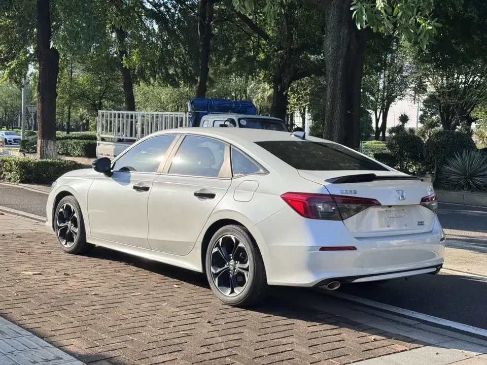 Honda CIVIC Civic 2022 240TURBO CVT Fuel Edition 2022 — thumbnail 2