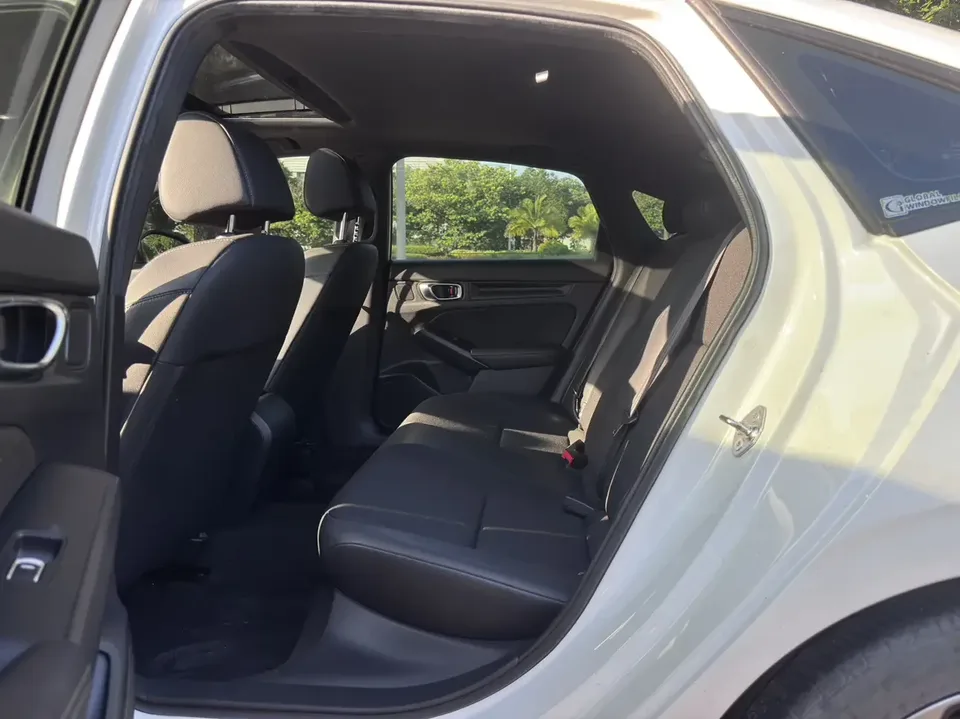 Honda CIVIC Civic 2022 240TURBO CVT Fuel Edition 2022 — thumbnail 4