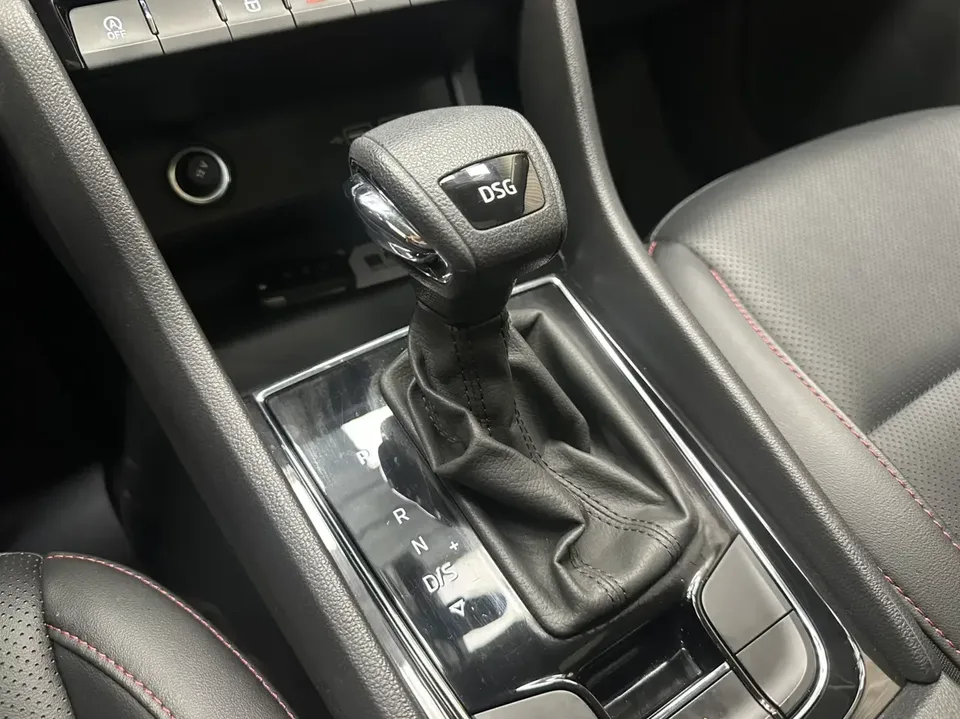 Skoda Karoq Korok 2022 TSI280 Premium Edition 2023 — thumbnail 5