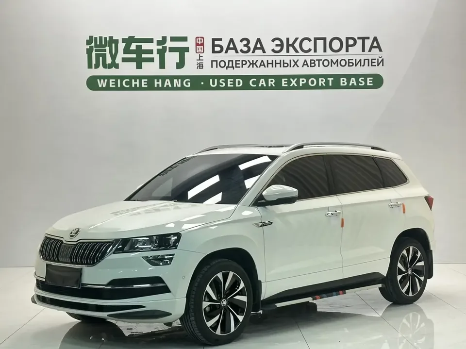 Skoda Karoq Korok 2022 TSI280 Luxury Edition 2022 — photo 1, buy with delivery to Moscow