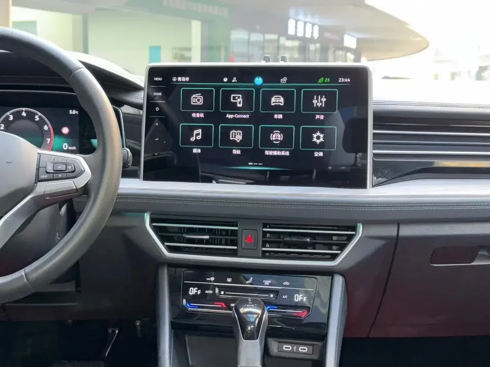 Volkswagen Sagitar Sagitar 2023 200TSI DSG Beyond Edition 2023 — thumbnail 3