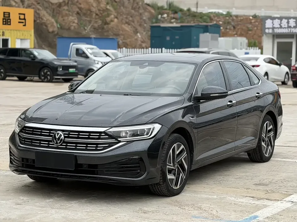 Volkswagen Sagitar Sagitar 2023 200TSI DSG Beyond Edition 2023 — photo 1, buy with delivery to Moscow