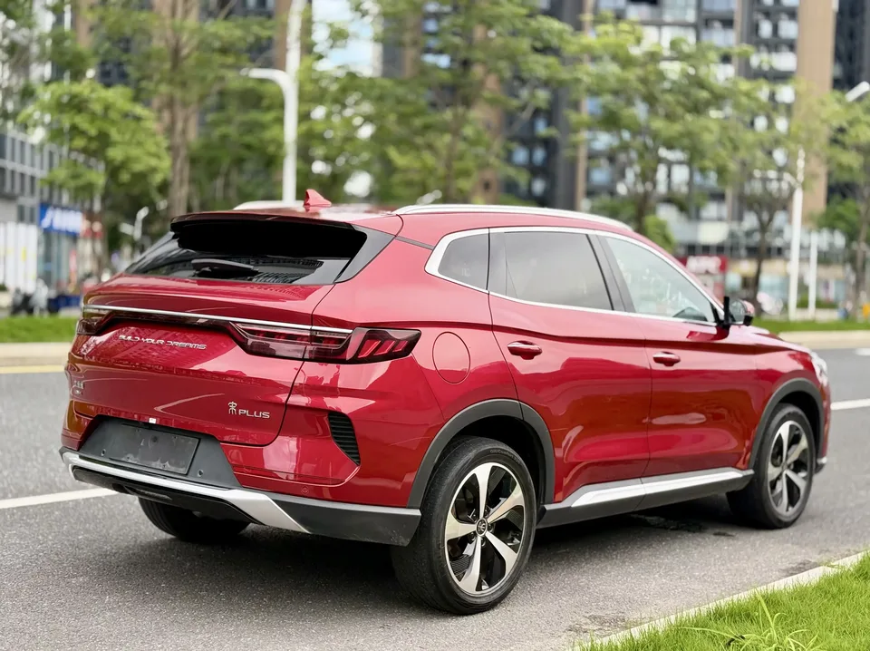 BYD Song PLUS DM Song PLUS DM 2021 DM-i 51KM 2WD Premium Edition 2022 — thumbnail 2